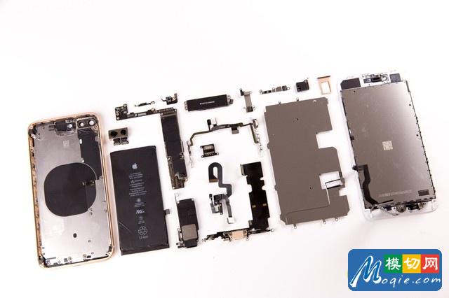 拆解苹果iphone8plus手机爱模切爱拆机